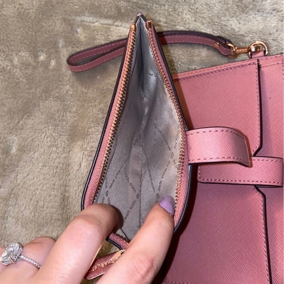 Michael Kors Pink Wristlet Wallet - Picture 4 of 8